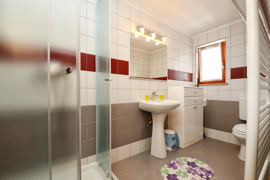 Apartments Mira Veleniki Ngoại thất bức ảnh