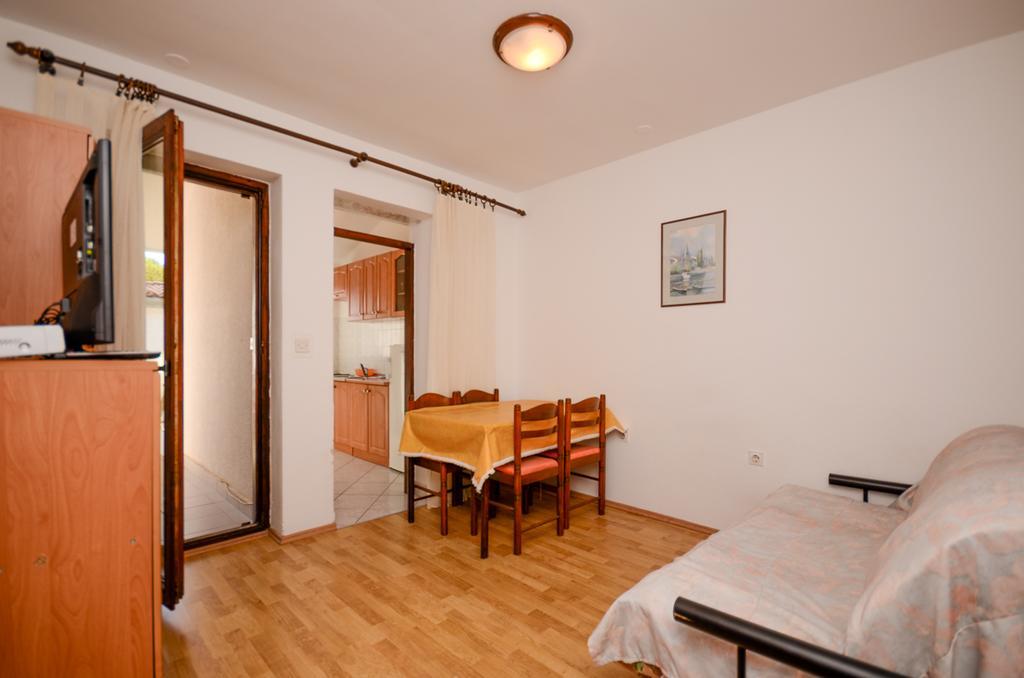 Apartments Mira Veleniki Ngoại thất bức ảnh
